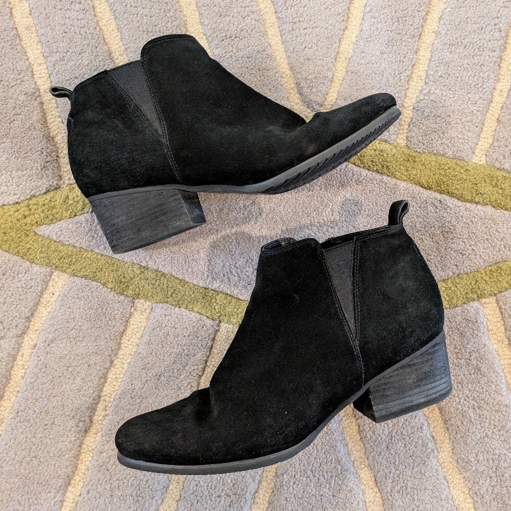Blondo Suede Ankle Booties